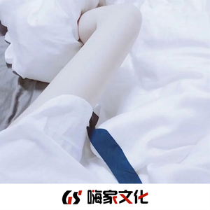 男生隔着内裤把鸡鸡撑大
